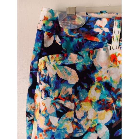 Worthington Capris Womens Size 8P Slim Fit Multi Color Floral Modern Fit Capris - Picture 6 of 14